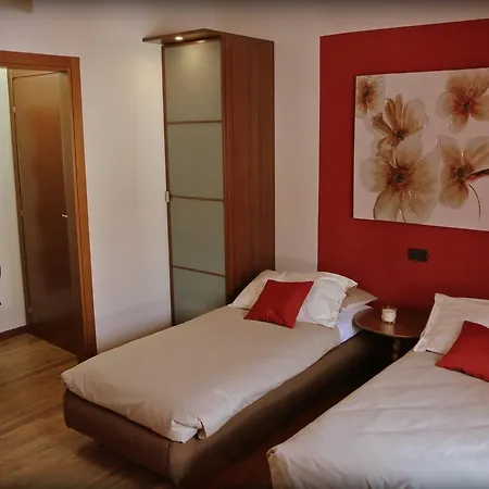 La Corte Di Lory Bed & Breakfast *