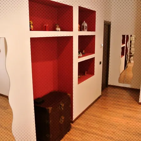 La Corte Di Lory